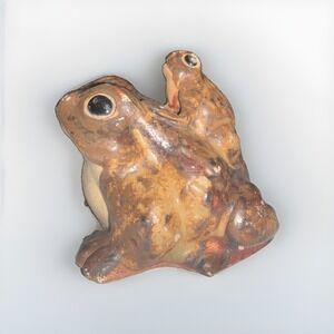 Vintage 1930's Shigaraki Ware Japan Frog Toad & Baby Realistic 3.75" Tall Brown
